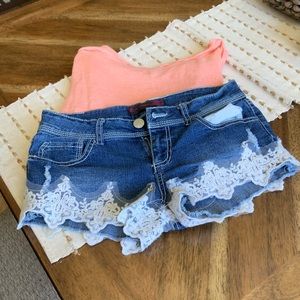 🌺 NO BOUNDARIES Jean short